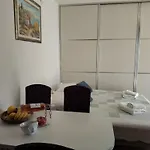 Doris דירה טרוגיר